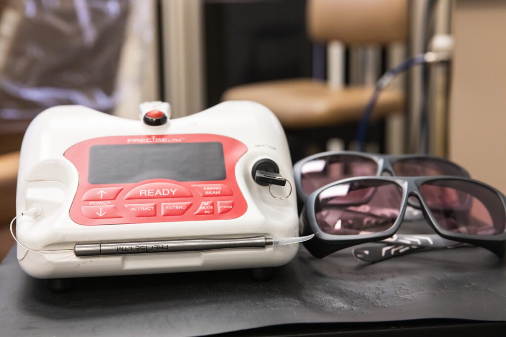 Dental laser treatment tool